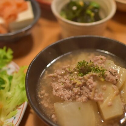 生姜入り＆葉っぱなしでしたが美味しくできました☆
寒い時にポカポカする良いメニューですねd(^_^o)